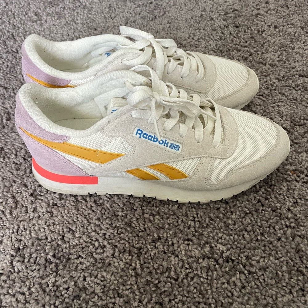 Reebok Women’s Sneakers size 9